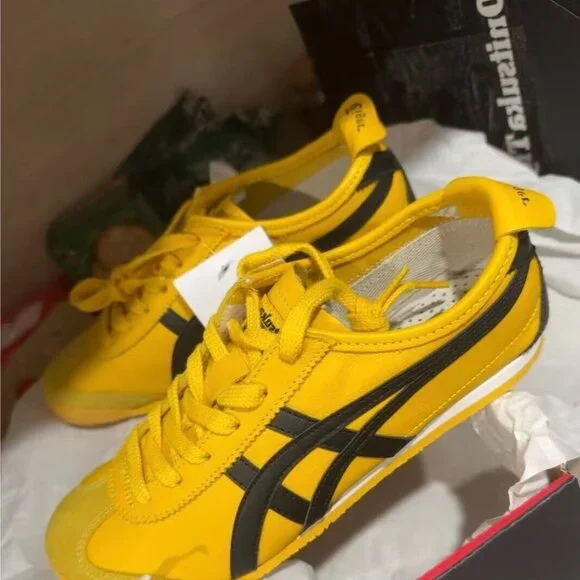 NEW Onitsuka Tiger Mexico 66 'Kill Bill' US 7 Size 38 Women's - Picture 1 of 5
